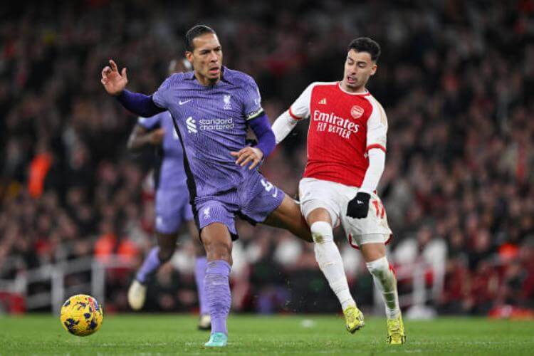 Liverpool chạm trán Arsenal
